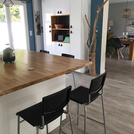 Holiday home 10mn De La A Pied, 9 Couchages, Ideal En Famille Saint-Georges-de-Didonne